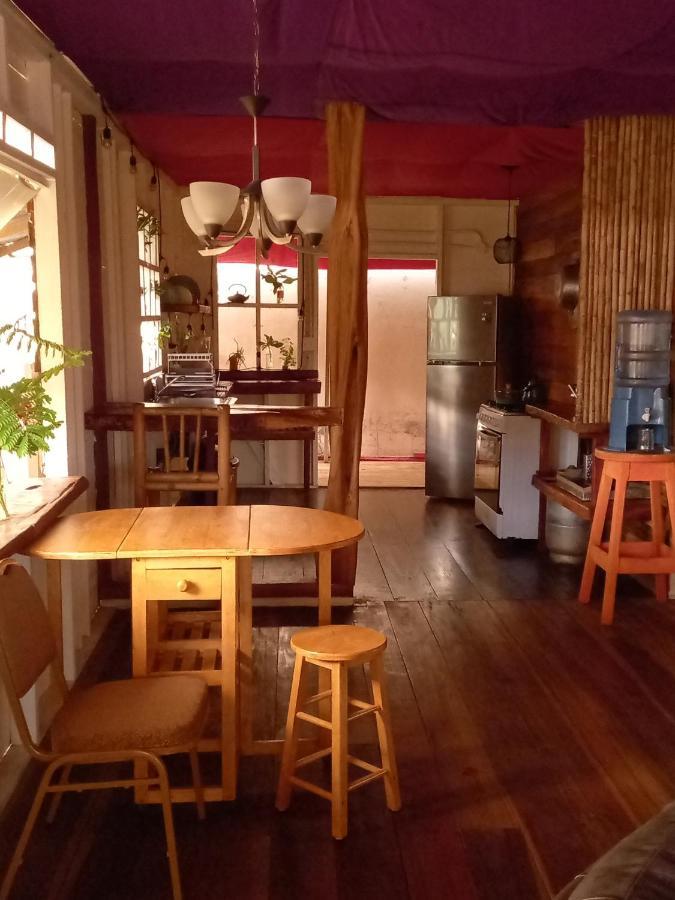 Casa Lumiere Lägenhet Bocas del Toro Exteriör bild