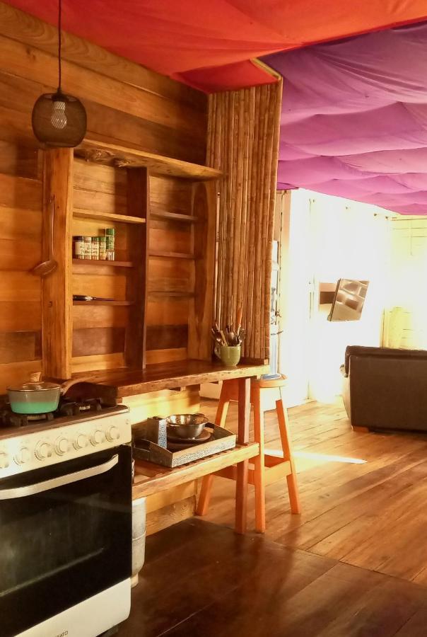 Casa Lumiere Lägenhet Bocas del Toro Exteriör bild