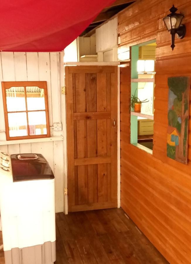 Casa Lumiere Lägenhet Bocas del Toro Exteriör bild